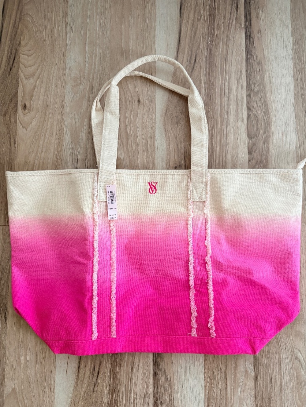 This Victoria's Secret Pink Tote.